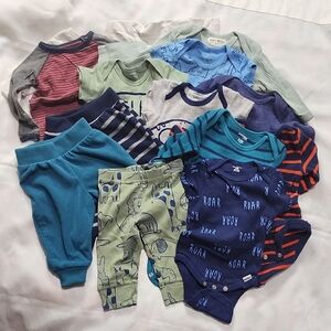 13 Pieces Of Assorted 3-6 Months Baby Clothing